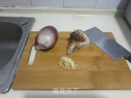 Make Crunch onions step 0