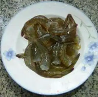 Make Fresh mushrooms and headless shrimp step 1