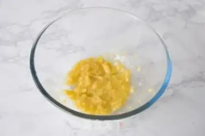 Make Banana Madeleine step 1