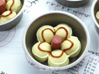 Make A little flower bun step 9