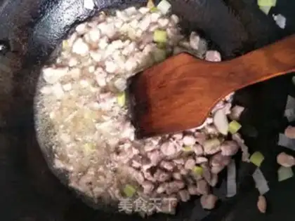 Make Mushroom beef sauce step 5