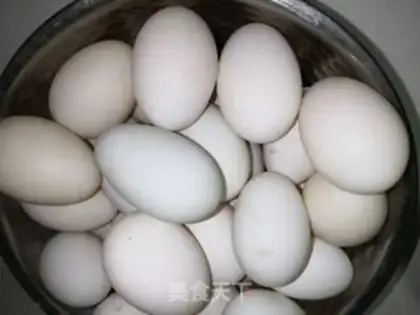 Make Picked duck eggs step 1