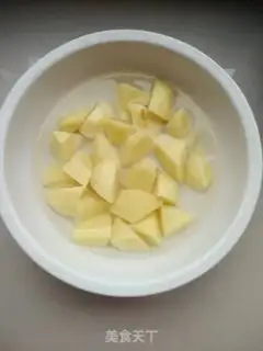 Make Red chicken wings and potatoes step 4