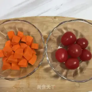 Make Carrot, holy fruit juice step 0