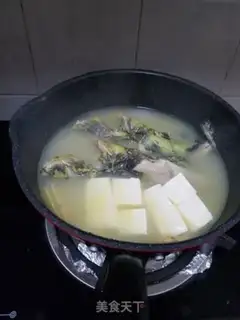 Make Yellowfish tofu soup step 4