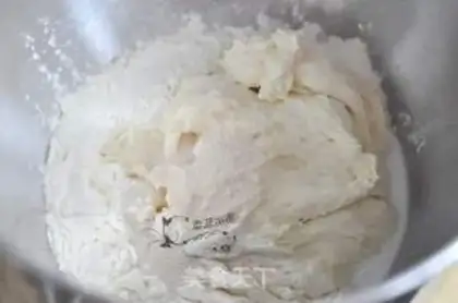 Make Red milkshake bread step 2