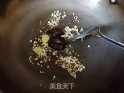 Make Fish cakes and bitter melons step 7