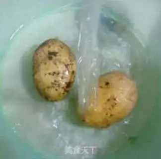 Make Holy cow guacamole potatoes step 4