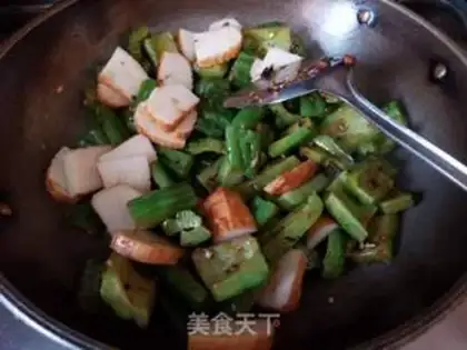 Make Fish cakes and bitter melons step 9