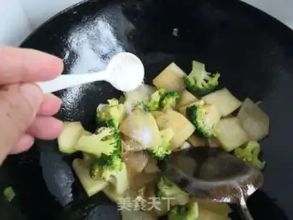 Make Pelican oil, melon orchids step 10