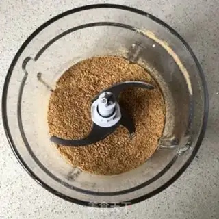 Make Mango yogurt cake step 1