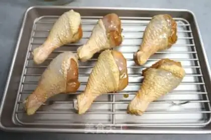 Make The fragrance of honey roasted chicken legs step 3
