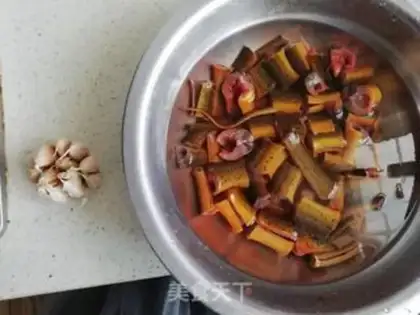 Make Garlic is burning yellow step 0