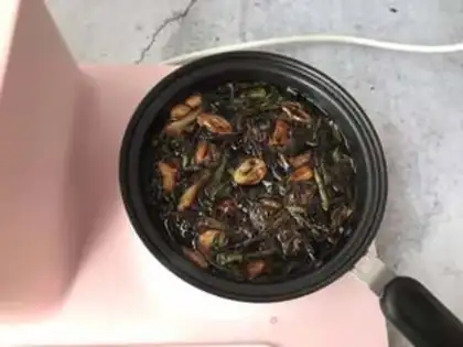 Make Onion noodles step 7