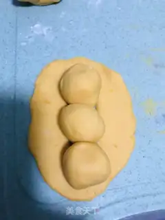Make Potato buns step 9