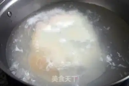 Make Hot noodle buns step 1