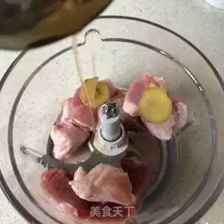Make Garlic fried meat step 2