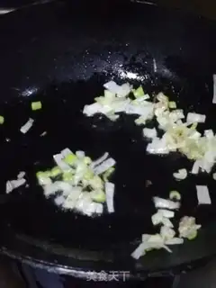 Make violet mushroom noodles step 4