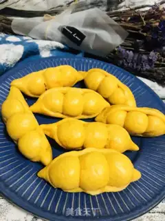 Make Potato buns step 14