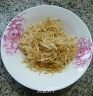 Make Shrimp skins, radish step 2