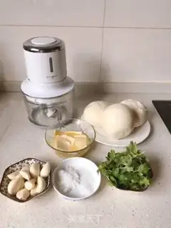 Make Garlic step 0