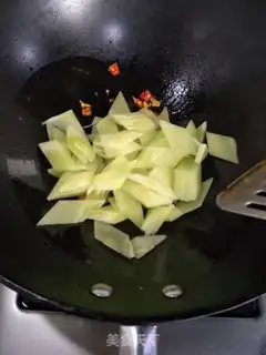 Make A pepper cutter step 3