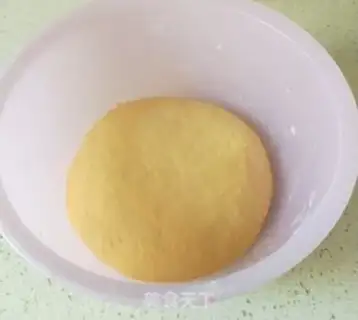 Make Red bean and pumpkin bag step 4