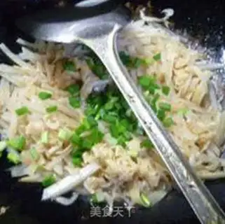 Make Shrimp skins, radish step 12