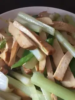 Make Celery fried beans step 6