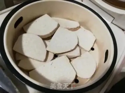 Make Potato bean rolls step 0