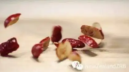 Make Red-tree gel, New Zealand gel soup step 3