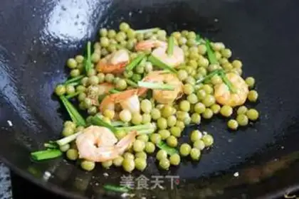 Make Shrimp and sweet peas step 6