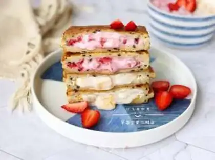 Make Strawberry mango sandwiches step 10