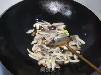 Make Pelicans, mushrooms orchids step 5