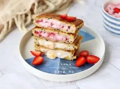 Make Strawberry mango sandwiches step 11
