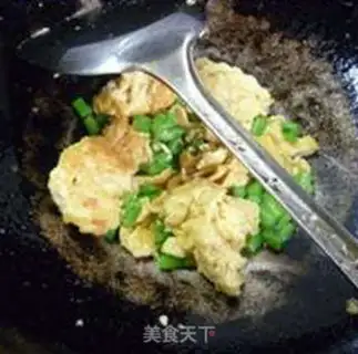 Make Mocked and fried eggs step 9