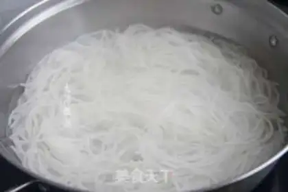 Make Crab rice powder step 6