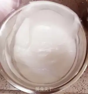 Make Coconut with a tea cake step 0