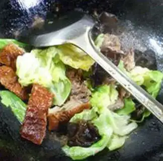 Make Black-mucked duck step 8