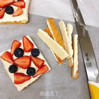 Make Fruit sandwich step 7