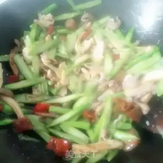 Make Scrambled beans step 10