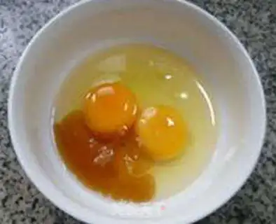 Make Salted eggs, fried step 2