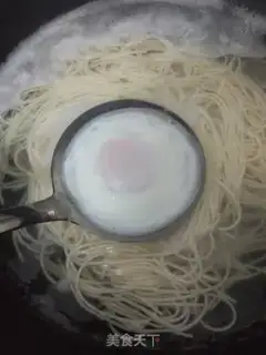 Make Cream steak egg noodles step 3
