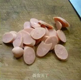 Make Ham sausages, spree eggs step 5