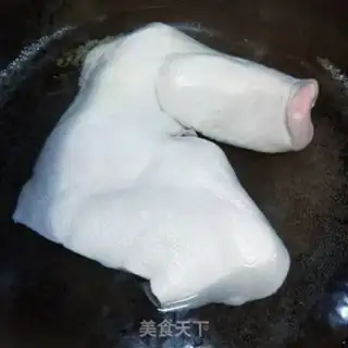 Make Pork head and eggs step 0