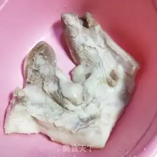 Make Pork head and eggs step 1