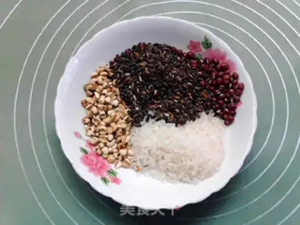 Make Porridge for the red beans step 0