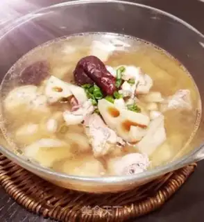 Make Lotus peanut chicken soup step 4