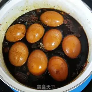 Make Pork head and eggs step 9
