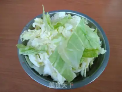 Make Monkey mushrooms burning cabbage step 3